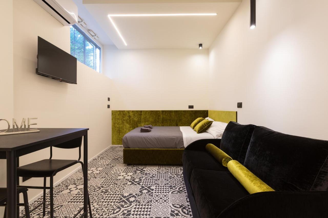 Pay60 -Crescenzago- Luxury Yellow House Milaan Buitenkant foto