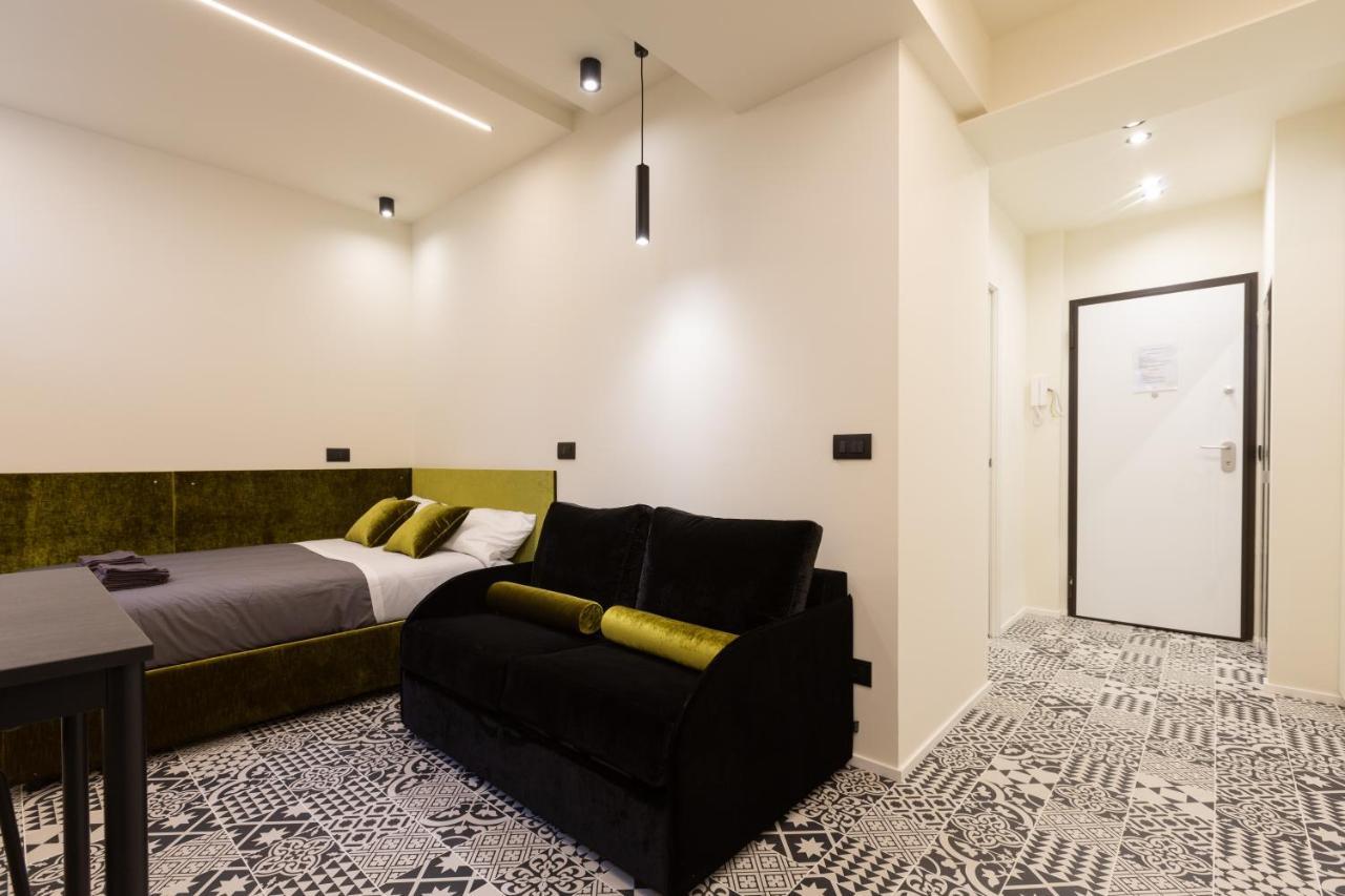 Pay60 -Crescenzago- Luxury Yellow House Milaan Buitenkant foto