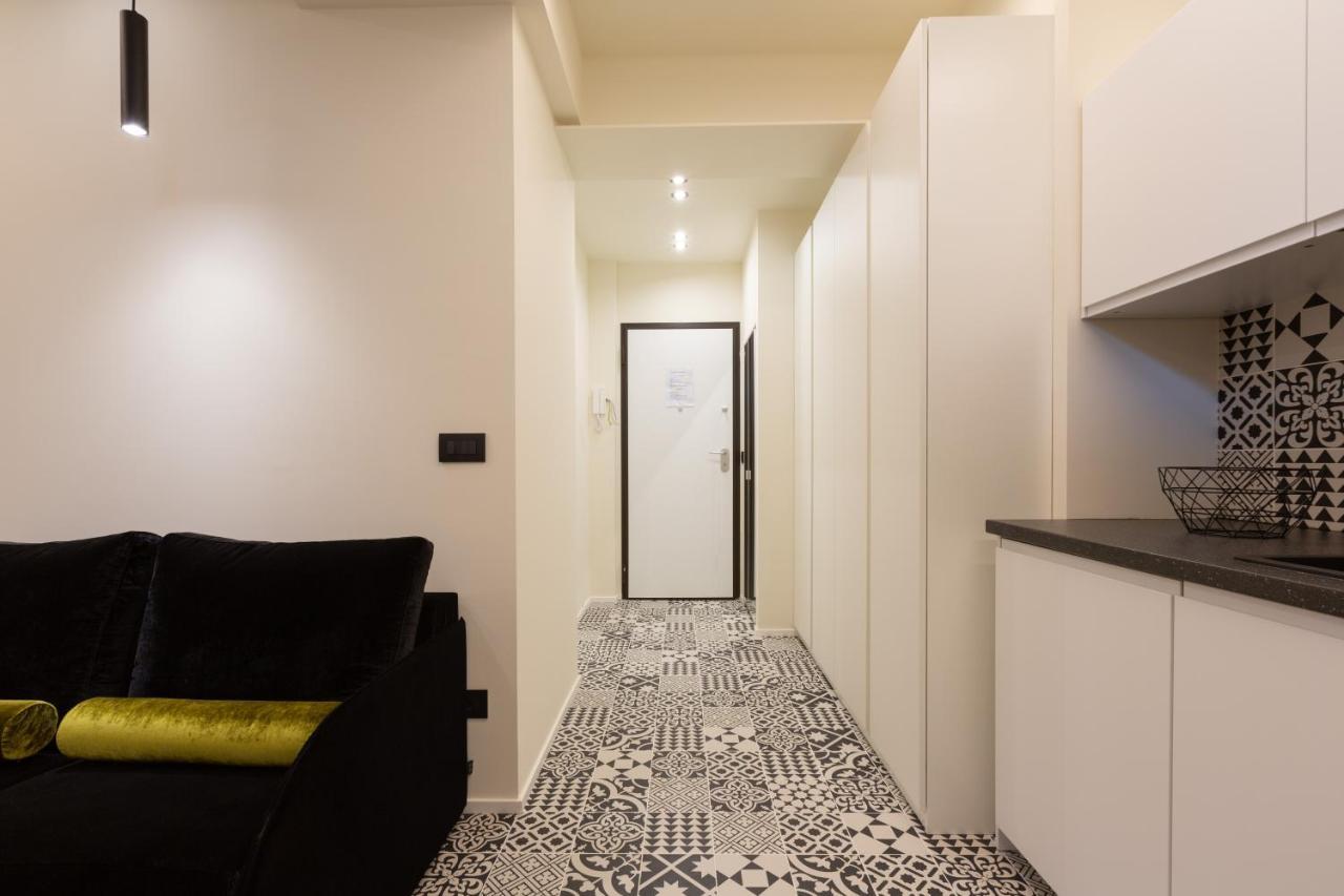 Pay60 -Crescenzago- Luxury Yellow House Milaan Buitenkant foto